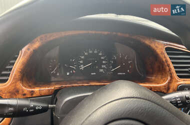Седан Daewoo Lanos 2000 в 