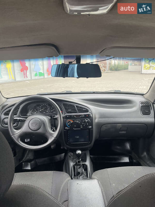 Седан Daewoo Lanos 2002 в Харькове