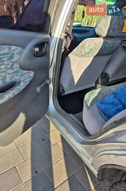 Седан Daewoo Lanos 1998 в Павлограде