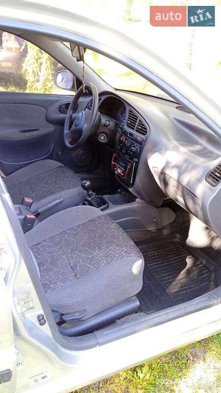 Седан Daewoo Lanos 2006 в Дубно
