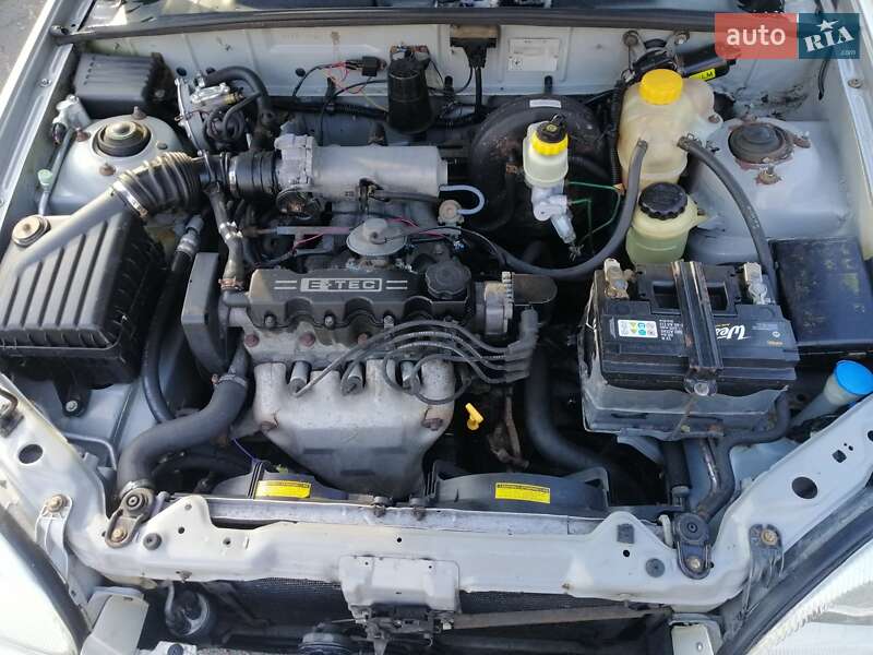 Седан Daewoo Lanos 2004 в Кам'янському