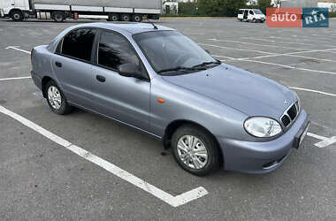 Седан Daewoo Lanos 2011 в Ужгороді
