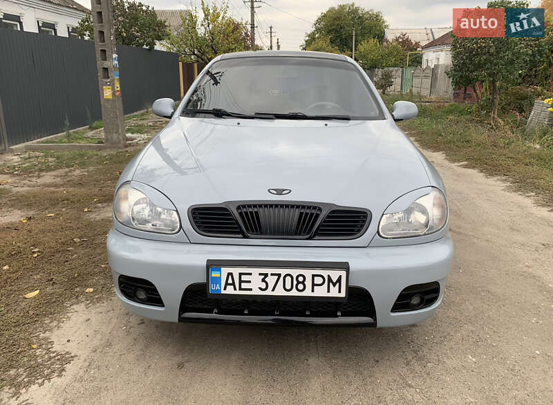 Хетчбек Daewoo Lanos 2003 в Дніпрі