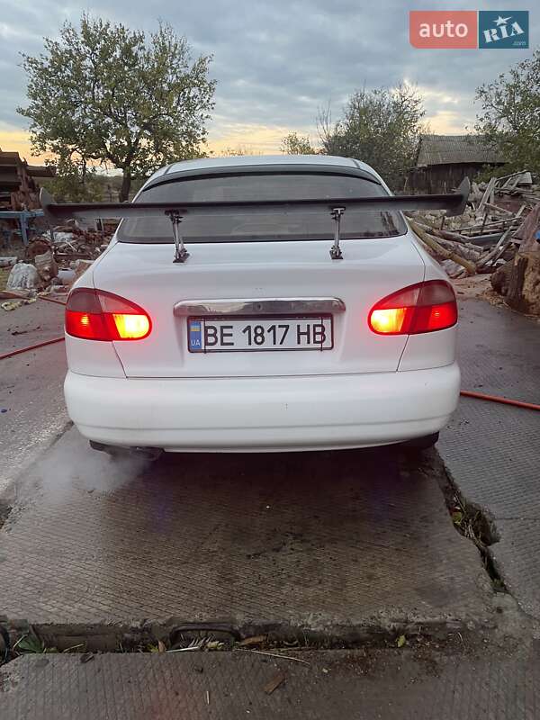 Седан Daewoo Lanos 2008 в Николаеве