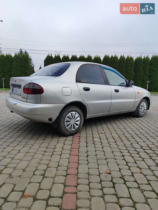 Седан Daewoo Lanos 2005 в Дунаївцях