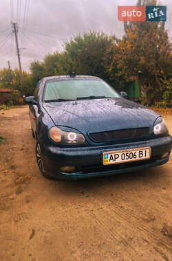 Седан Daewoo Lanos 2002 в  Седан Daewoo Lanos 2002 в
