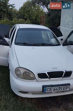 Седан Daewoo Lanos 2002 в Новій Ушиці