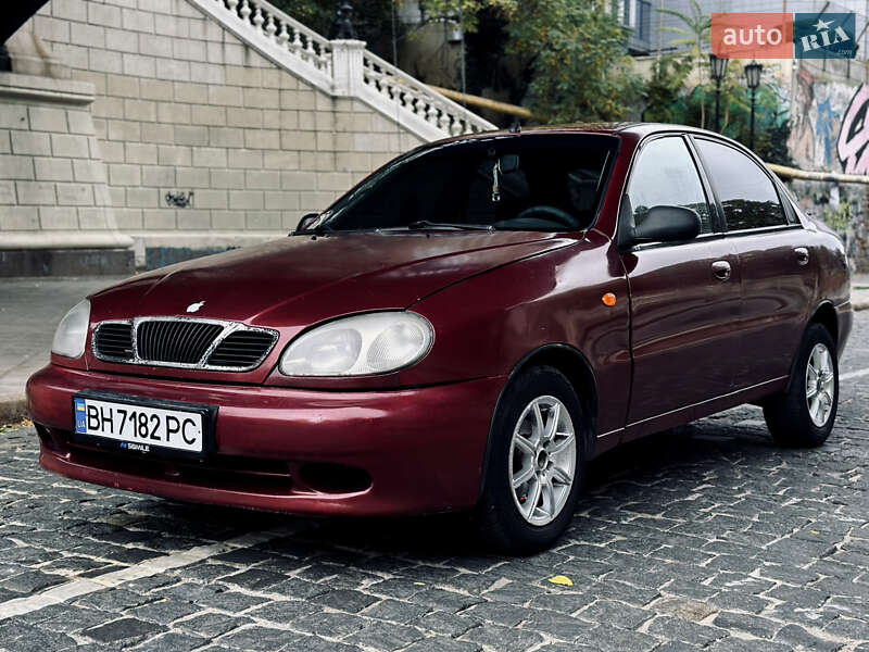 Седан Daewoo Lanos 2007 в  фото Седан Daewoo Lanos 2007 в