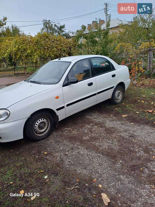 Седан Daewoo Lanos 2005 в Миронівці