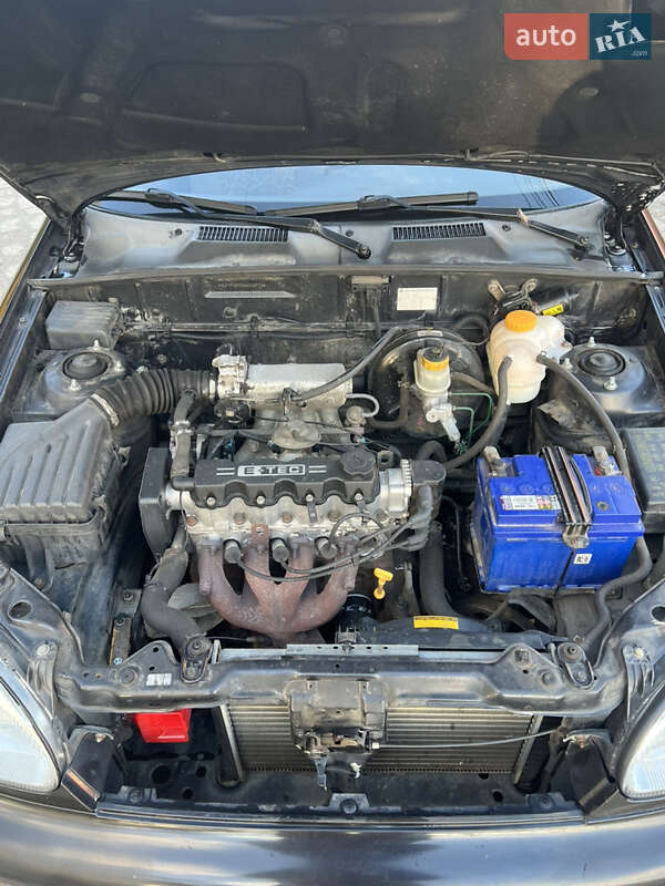 Седан Daewoo Lanos 2006 в Львові