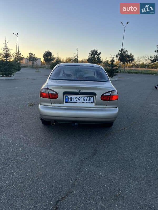 Седан Daewoo Lanos 2004 в Одесі
