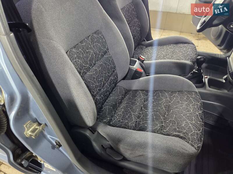 Седан Daewoo Lanos 2008 в Краснограде