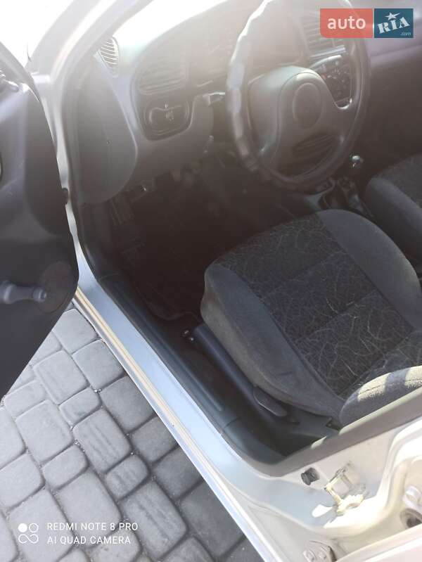 Седан Daewoo Lanos 2007 в Новомосковську