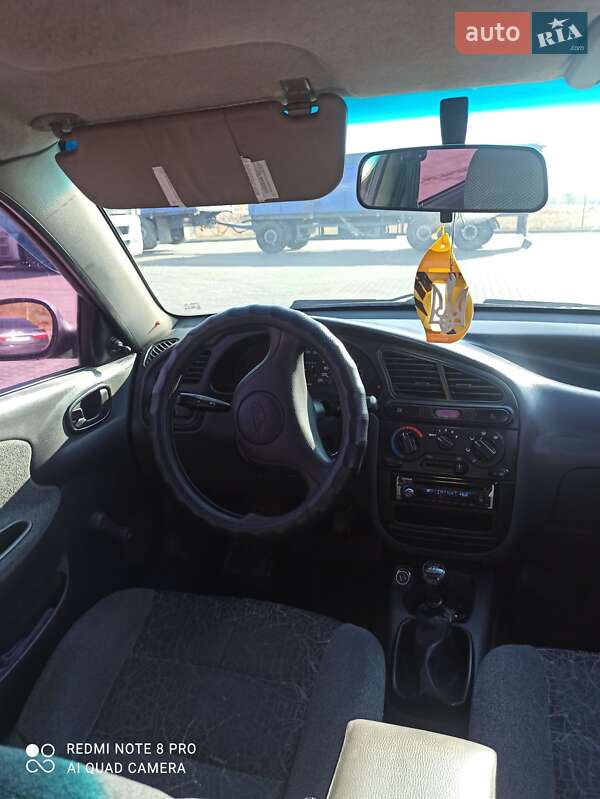 Седан Daewoo Lanos 2007 в Новомосковську