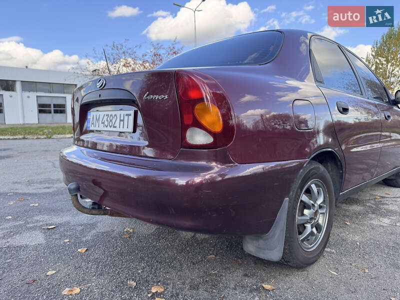 Седан Daewoo Lanos 2005 в Житомирі