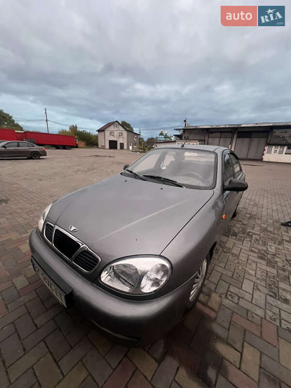 Седан Daewoo Lanos 2008 в Сарнах