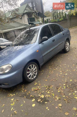 Седан Daewoo Lanos 2008 в Ровно