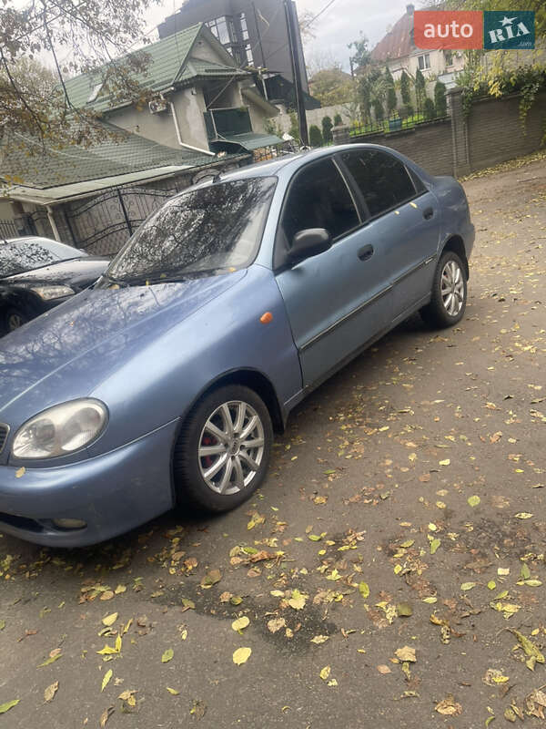 Седан Daewoo Lanos 2008 в Ровно
