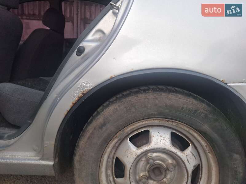 Седан Daewoo Lanos 2008 в Днепре