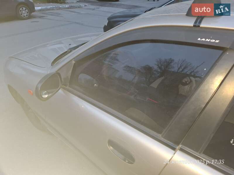 Седан Daewoo Lanos 2008 в Києві