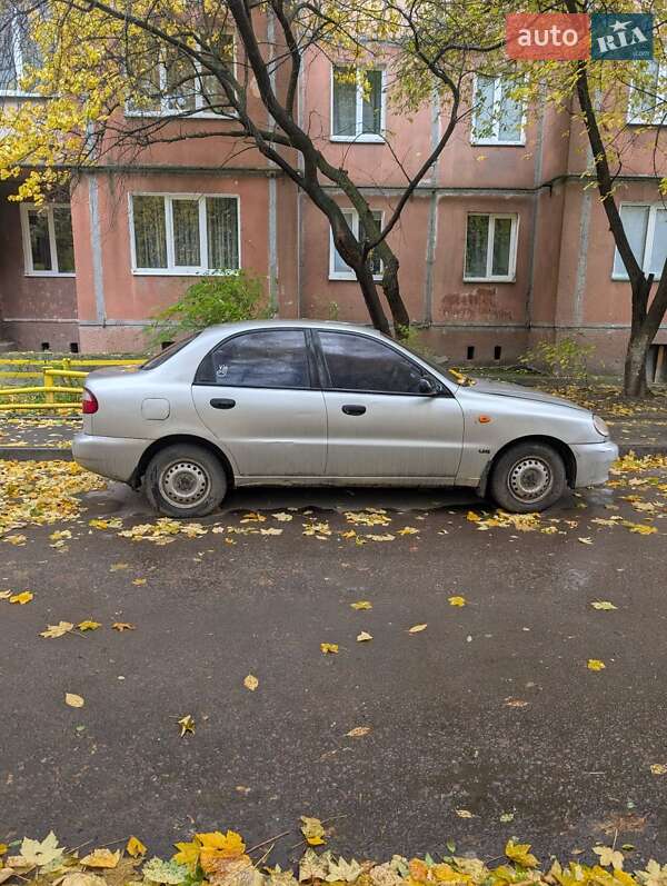 Седан Daewoo Lanos 2002 в Ровно фото 3 Седан Daewoo Lanos 2002 в Ровно