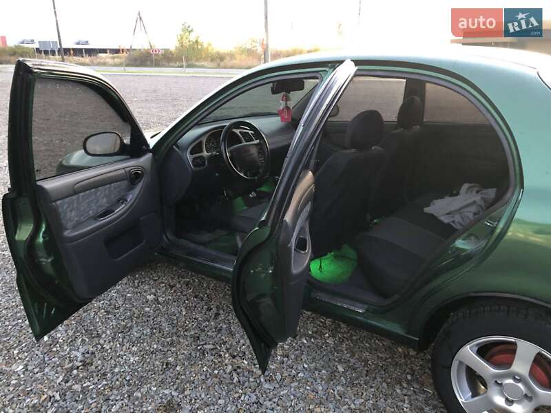 Седан Daewoo Lanos 2003 в Виноградове