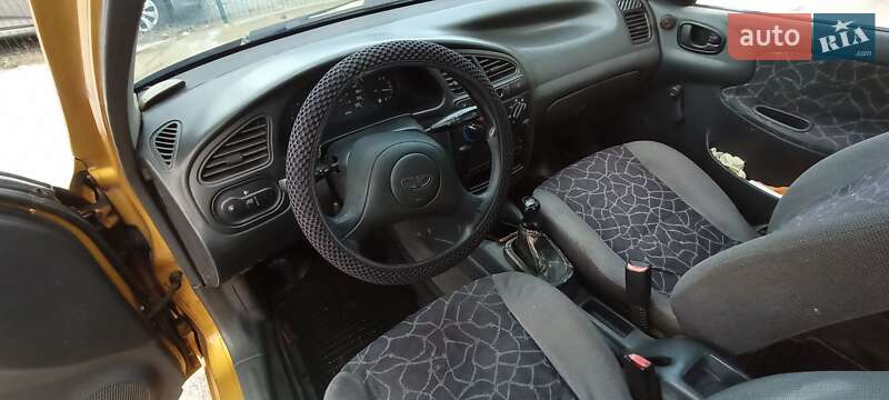 Седан Daewoo Lanos 2002 в Києві