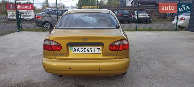 Седан Daewoo Lanos 2002 в Києві