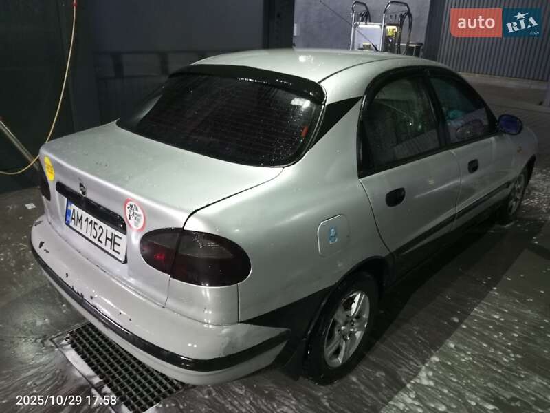 Седан Daewoo Lanos 2006 в Житомире