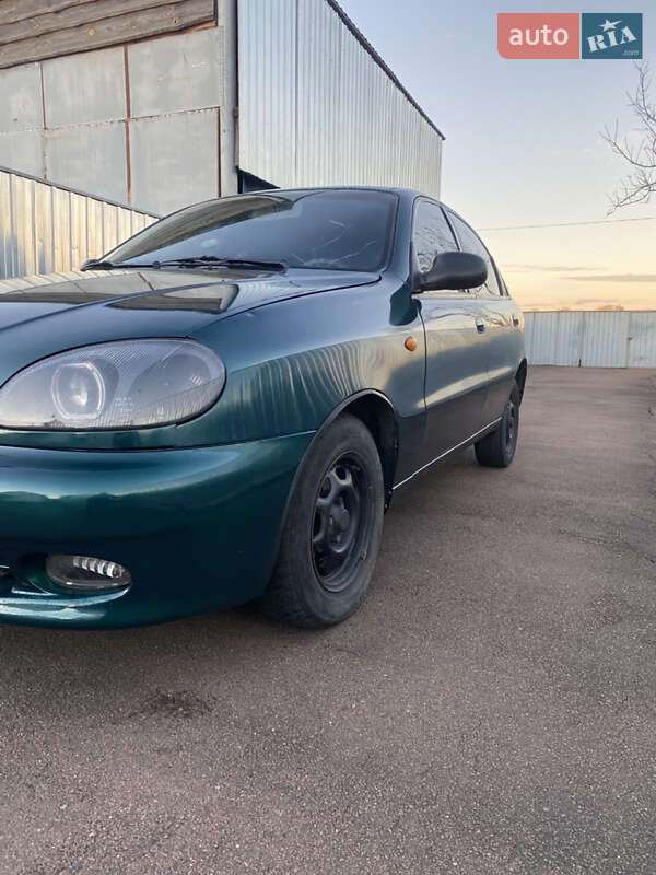 Хэтчбек Daewoo Lanos 1999 в Житомире