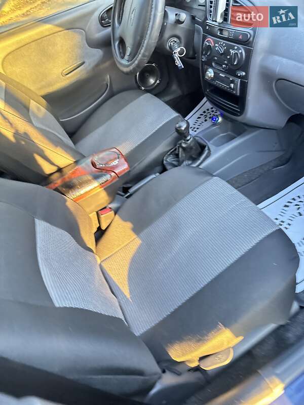 Седан Daewoo Lanos 2006 в Бару