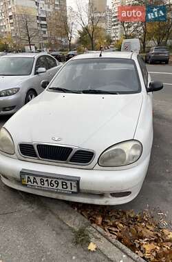 Седан Daewoo Lanos 2004 в Киеве