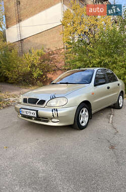 Седан Daewoo Lanos 2004 в Киеве