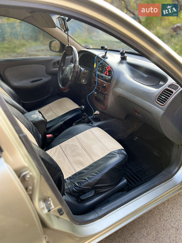 Седан Daewoo Lanos 2004 в Киеве фото 8 Седан Daewoo Lanos 2004 в Киеве