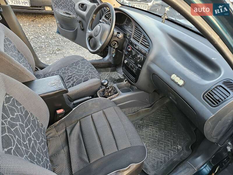 Седан Daewoo Lanos 2003 в Шостці