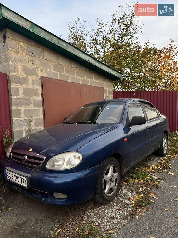 Седан Daewoo Lanos 2010 в Вишневому