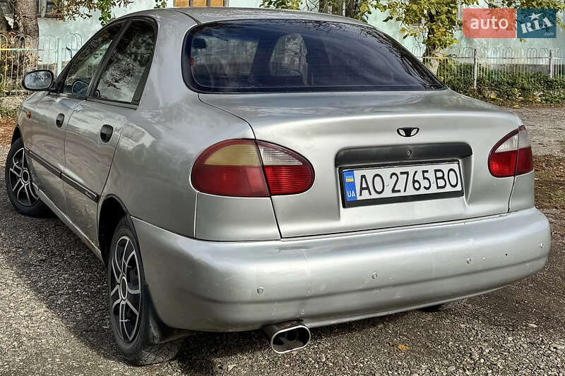 Седан Daewoo Lanos 2004 в Виноградове