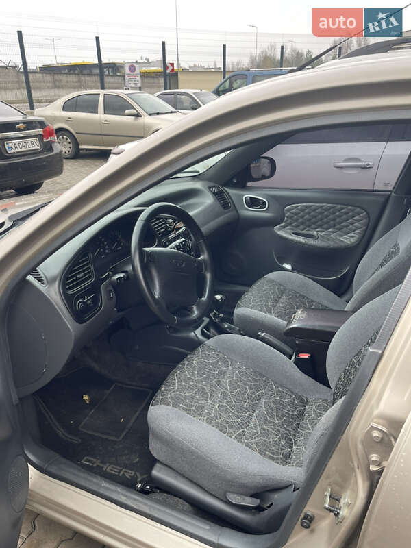 Седан Daewoo Lanos 2008 в Києві