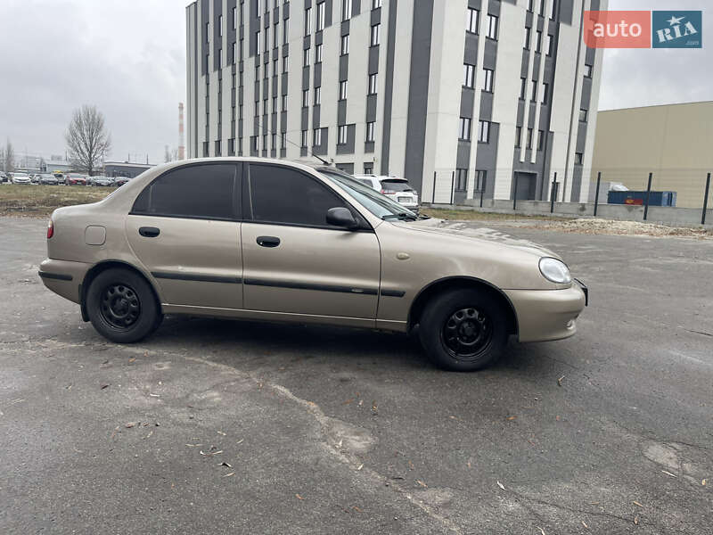 Седан Daewoo Lanos 2008 в Києві