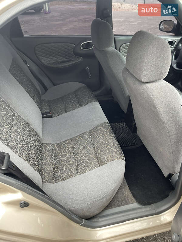 Седан Daewoo Lanos 2008 в Києві