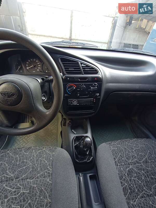 Седан Daewoo Lanos 2006 в Комсомольському