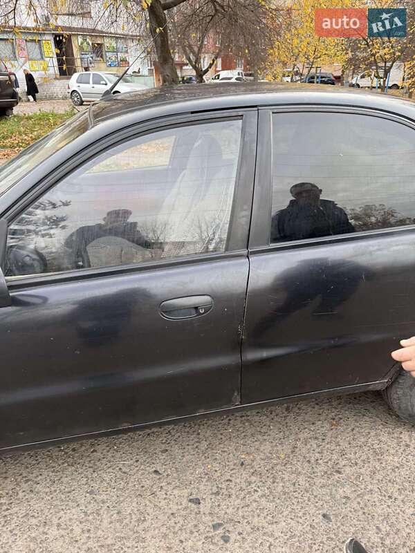 Седан Daewoo Lanos 2006 в Ровно