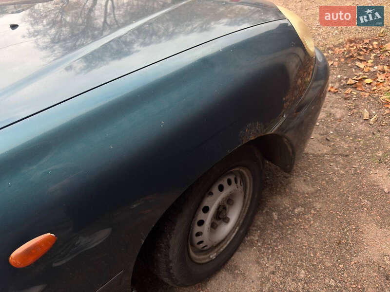 Седан Daewoo Lanos 2002 в Чернігові