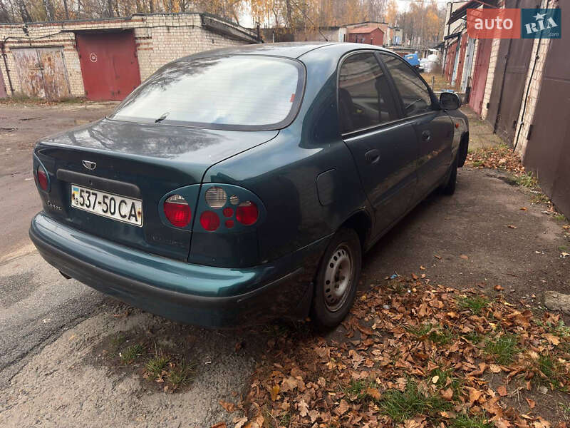 Седан Daewoo Lanos 2002 в Чернігові