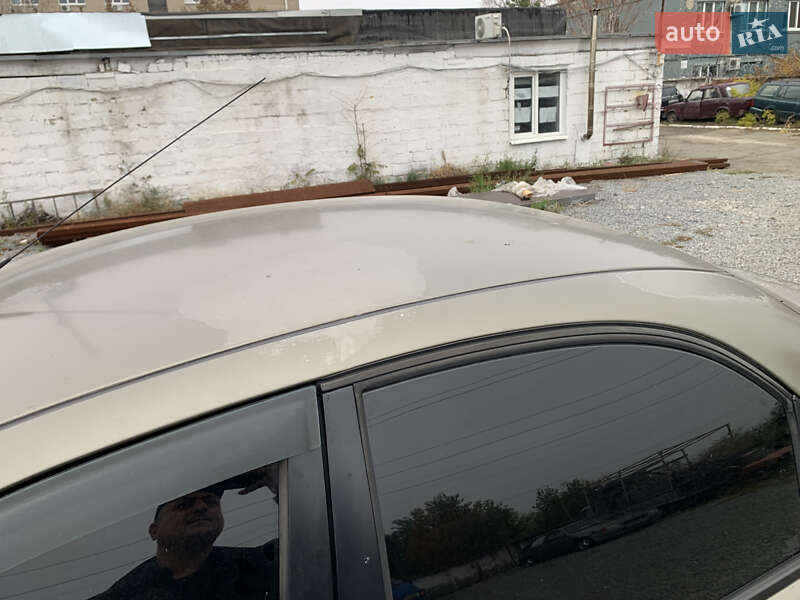 Седан Daewoo Lanos 2006 в Днепре