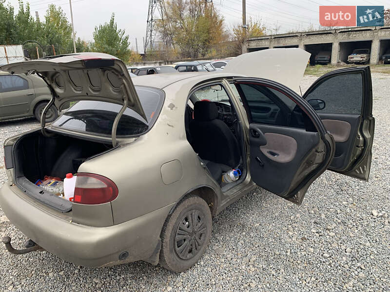 Седан Daewoo Lanos 2006 в Днепре