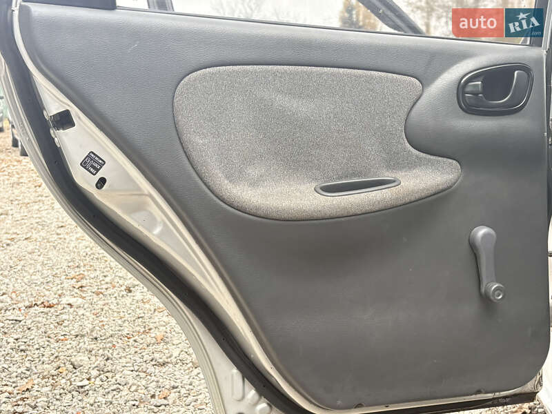 Седан Daewoo Lanos 2008 в Харькове