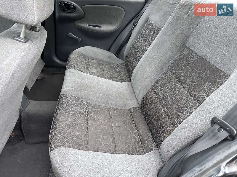 Седан Daewoo Lanos 2008 в Днепре