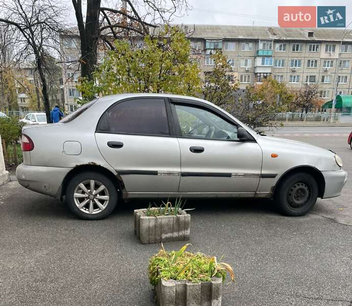 Седан Daewoo Lanos 2004 в Києві