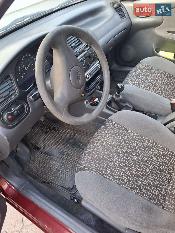 Седан Daewoo Lanos 2004 в Дніпрі фото 6 Седан Daewoo Lanos 2004 в Дніпрі